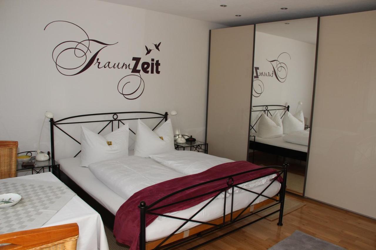 Haus Janssen-Wehrle Apartment Titisee-Neustadt Bagian luar foto